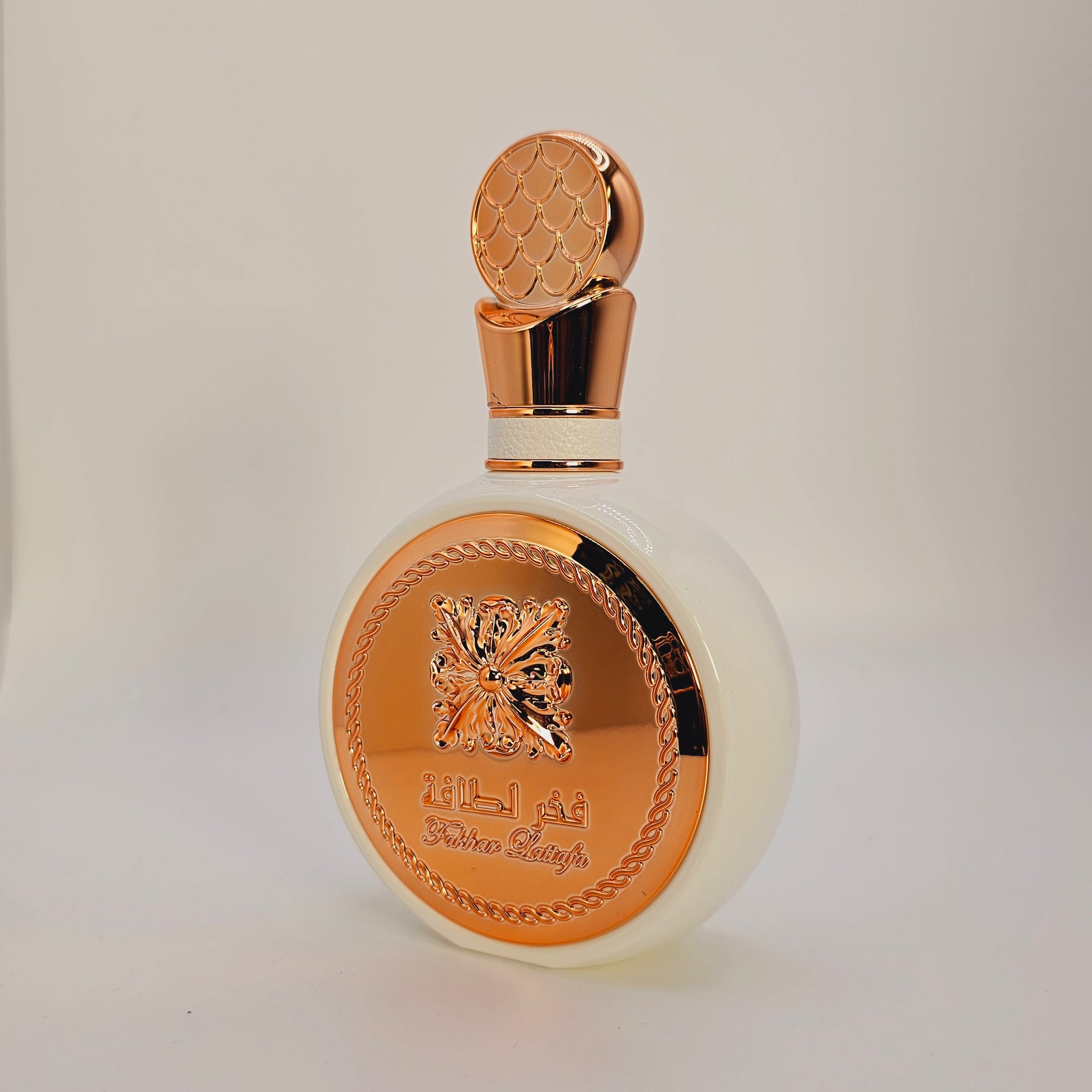 Fakhar Lattafa by Lattafa - Eau de Parfum for Women 100ml (3.4oz) - Oriental Floral Fragrance