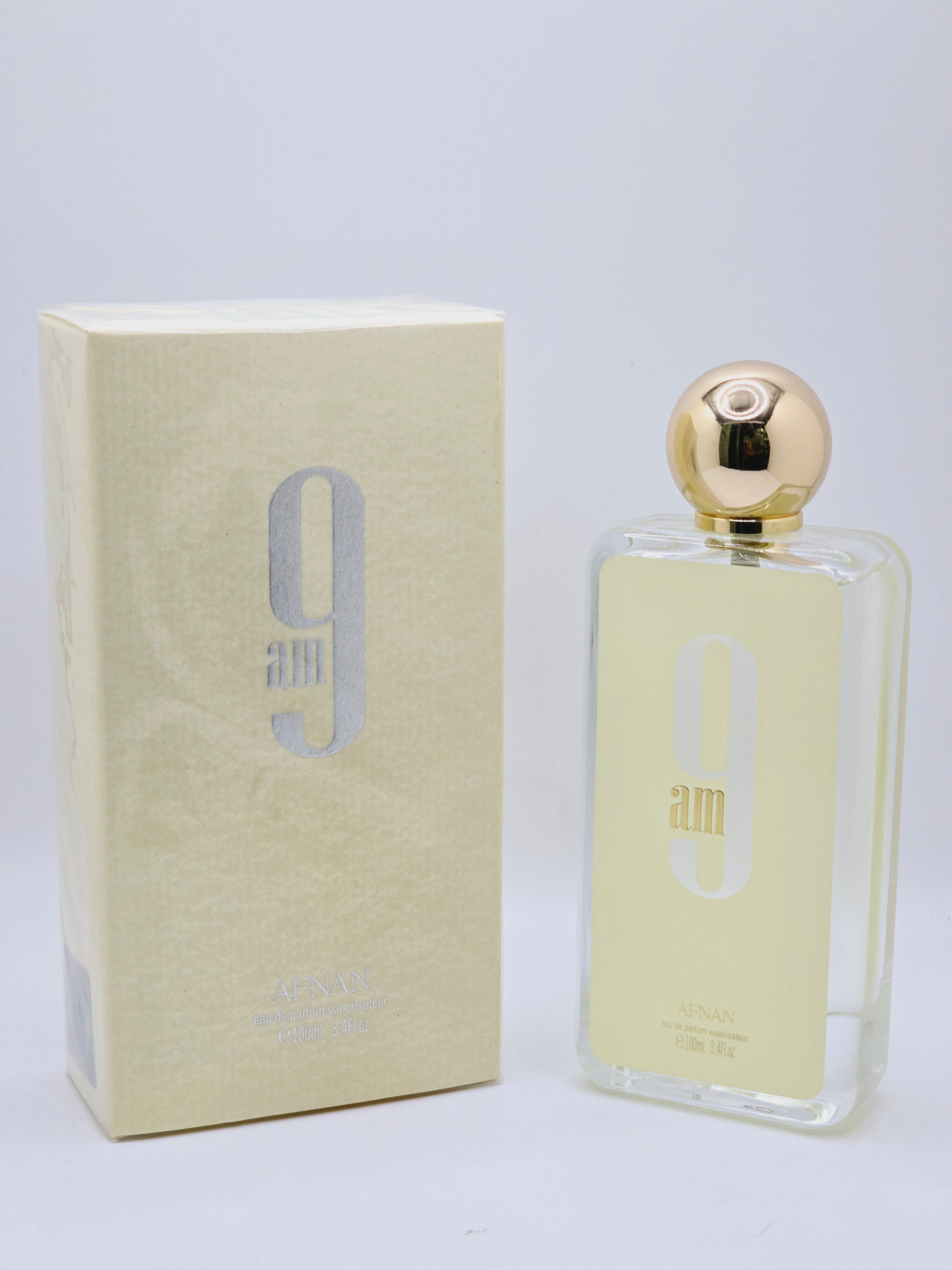 Afnan 9 AM presents an elegant, enveloping floral, woody, citrus profile. Its composition is designed for women and offers a versatile fragrance experience ideal for everyday wear, dates, dinners, and special occasions.