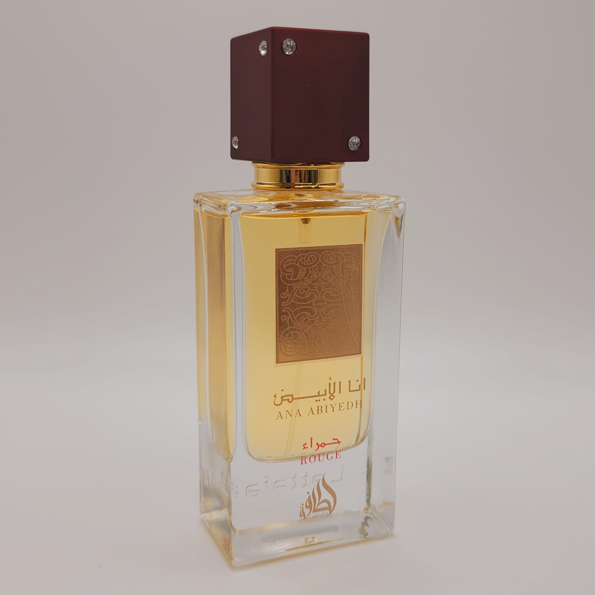 Ana Abiyedh Rouge de Lattafa Eau de Parfum en spray unisex de 3.4 oz - Una fragancia cautivadora