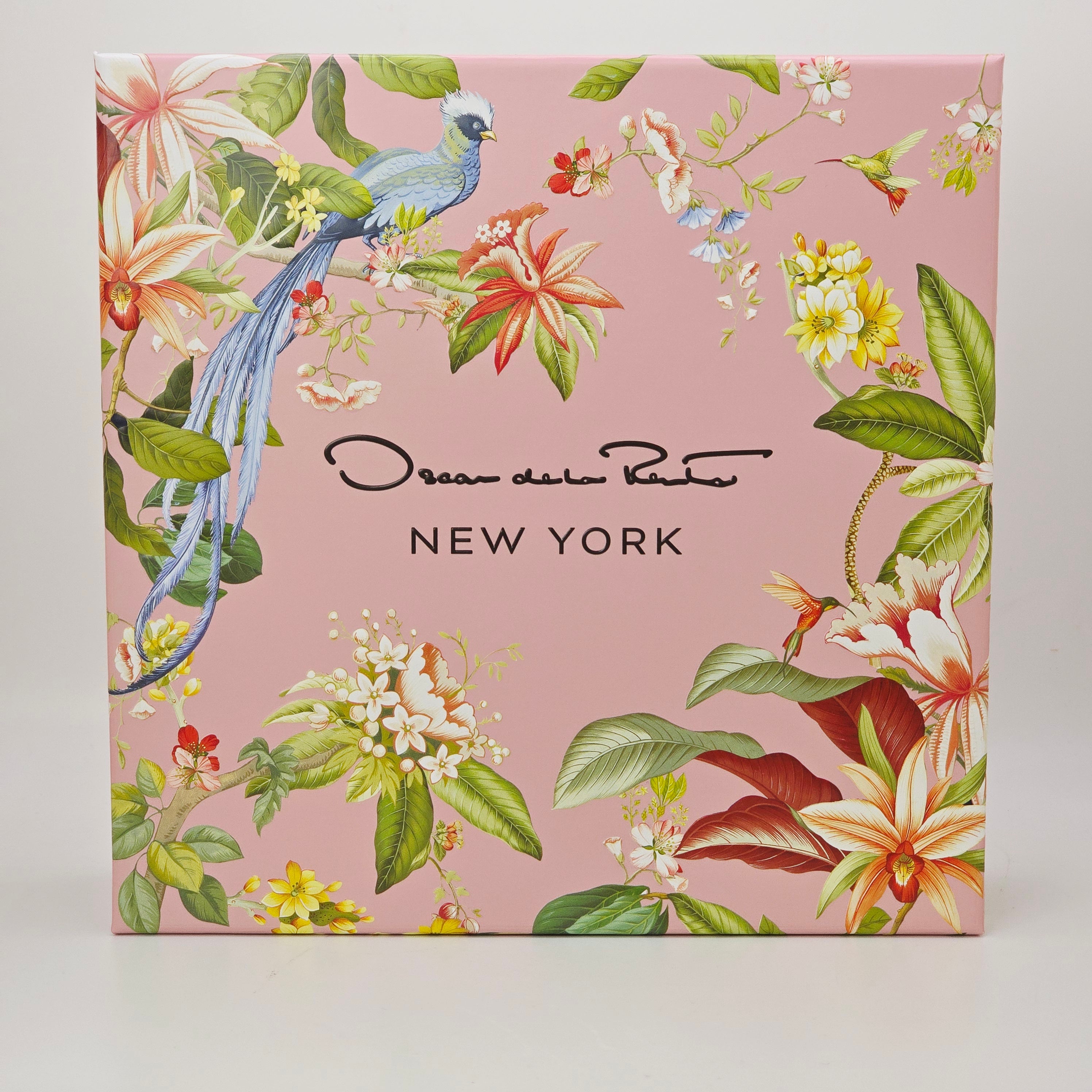 Oscar de la Renta New York 3-Piece Gift Set | EDP 3.4 oz + Travel Spray 0.5 oz + Body Lotion 3.4 oz